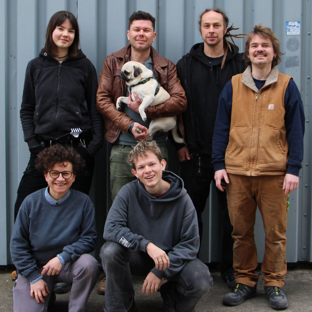 Das Team vom Möbelkombinat